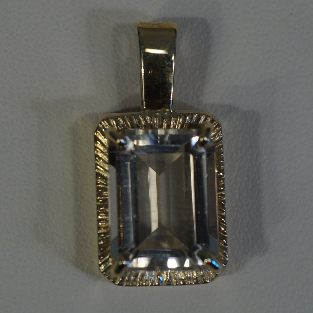 14KY Gold Handmade Genuine Scapolite Pendant